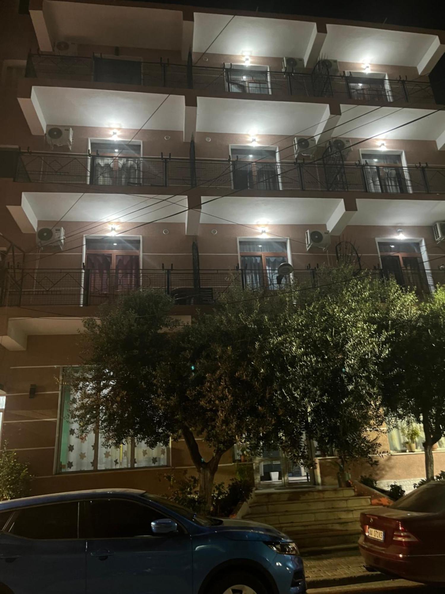 דורס Hotel Luli City Center מראה חיצוני תמונה